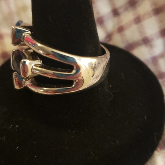 Lia Sophia 3 Stone Ring - Picture 2 of 5